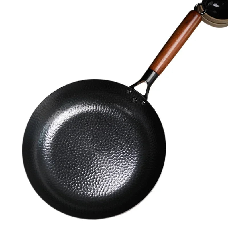 28cm Cast Iron Frying Pan – Non-Coated, Wooden Handle