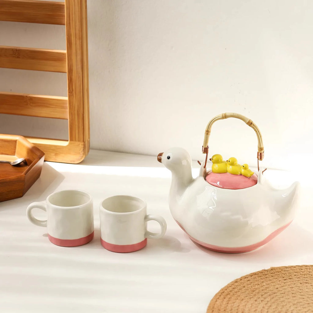Duck-Shaped Kettle and Cup Set