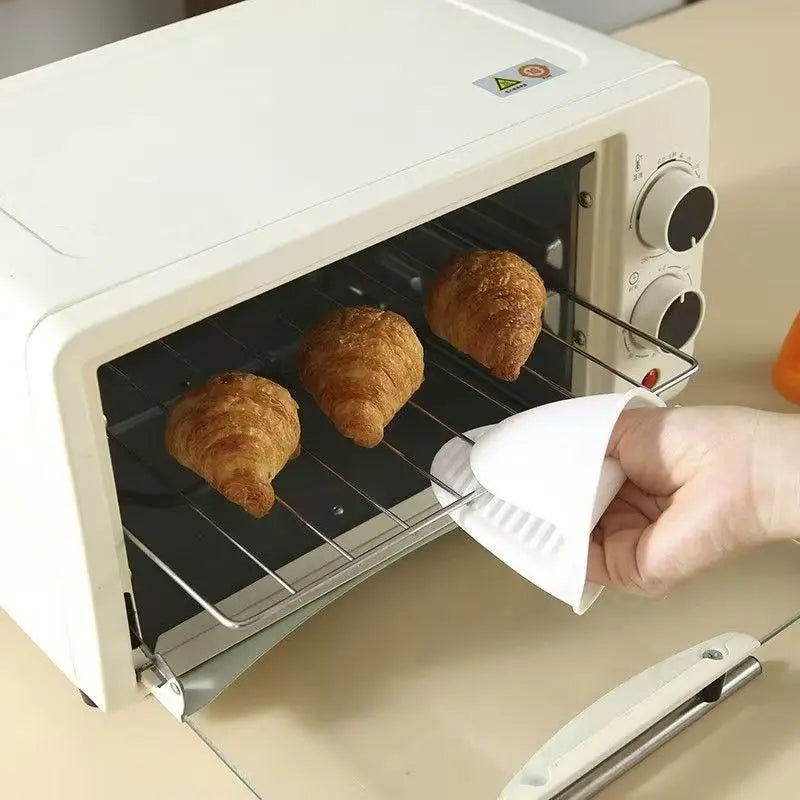 Silicone Oven Mitts & Potholders (Set of 2)