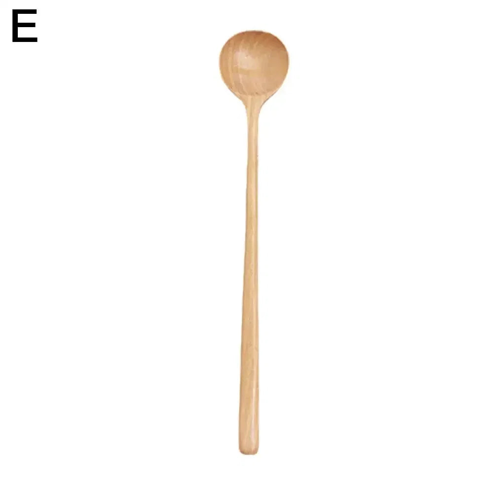Cuchara de servir de madera con mango largo